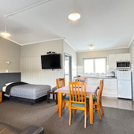 Central Court Motel Whangarei Esterno foto