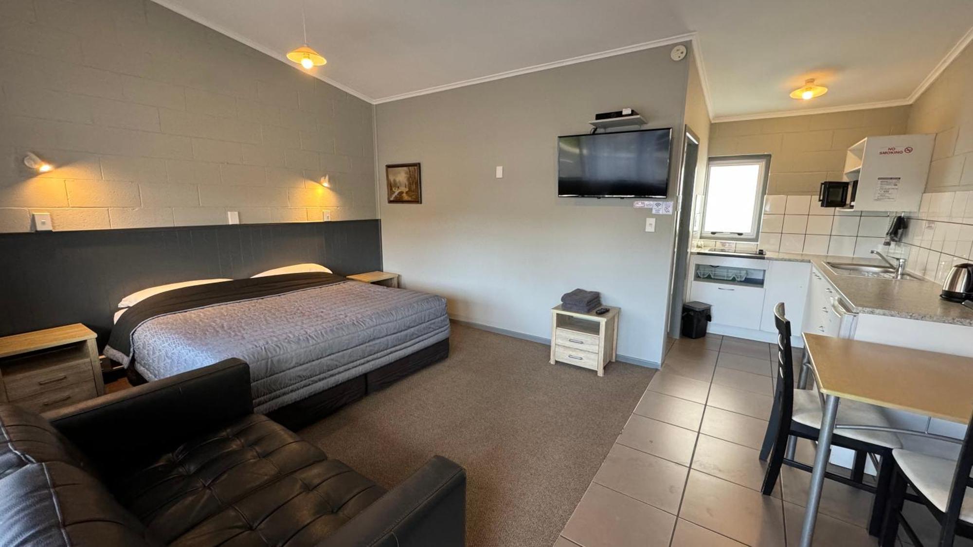 Central Court Motel Whangarei Esterno foto