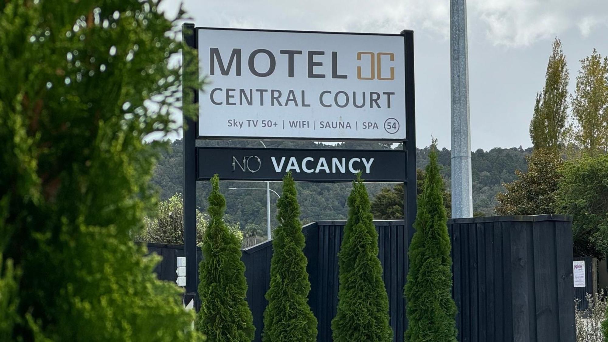 Central Court Motel Whangarei Esterno foto