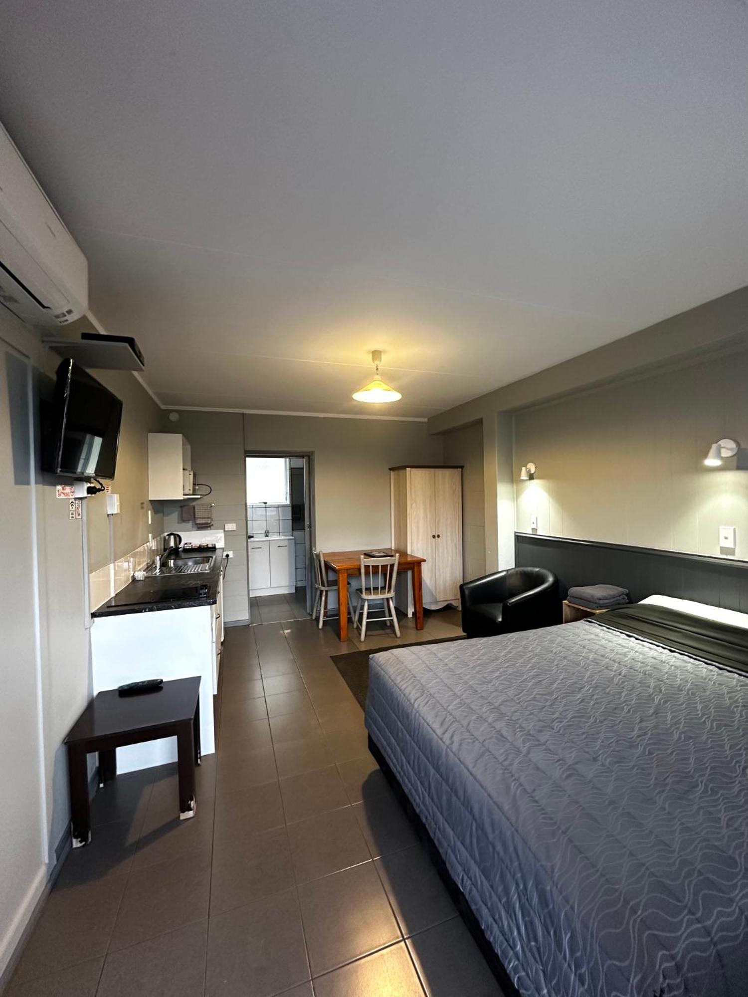 Central Court Motel Whangarei Esterno foto